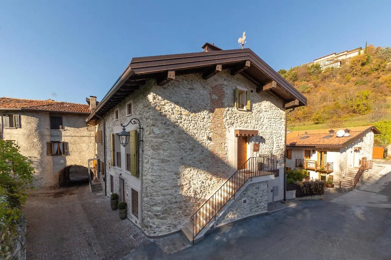 Feriehus Borgo Cantagallo Casa Ofelia Tremosine